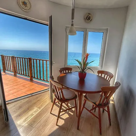En Acantilado Con Wifi Y Aire Acondicionado Apartament Sitges