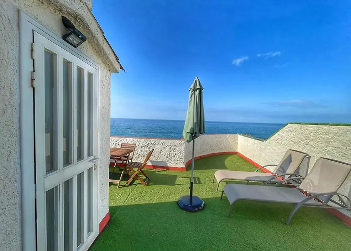 En Acantilado Con Wifi Y Aire Acondicionado