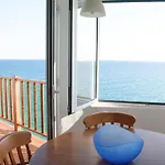 En Acantilado Con Wifi Y Aire Acondicionado Apartamento Sitges