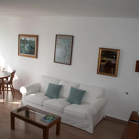 En Acantilado Con Wifi Y Aire Acondicionado
